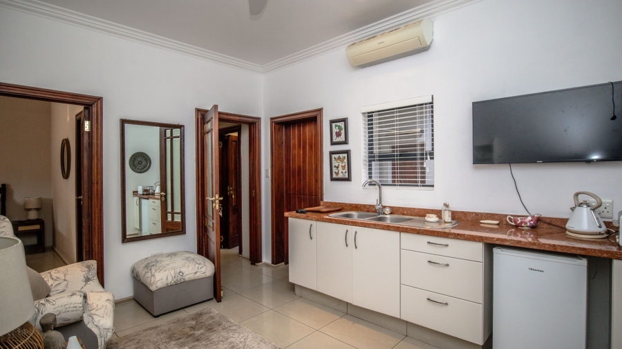 3 Bedroom Property for Sale in The Coves North West